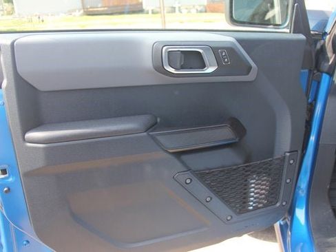 Used 2024 Ford Bronco Black Diamond image 19