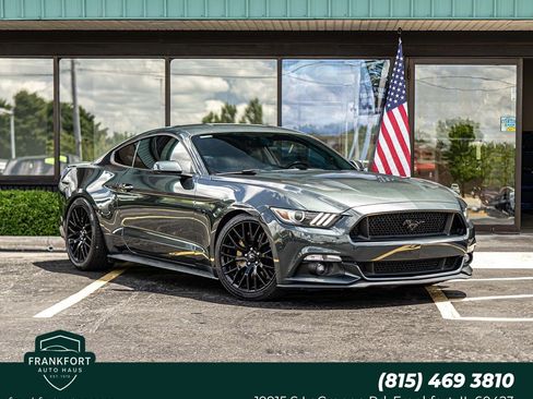 Used 2015 Ford Mustang GT RWD image 1