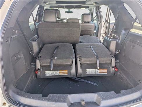 Used 2011 Ford Explorer XLT w/ 202A Rapid Spec Order Code AWD/4WD image 6