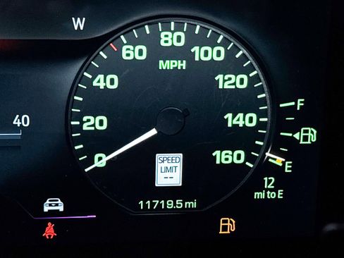 Used 2024 Ford Mustang GT Premium image 33