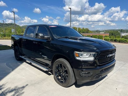 Used 2023 RAM 1500 Laramie AWD/4WD image 32