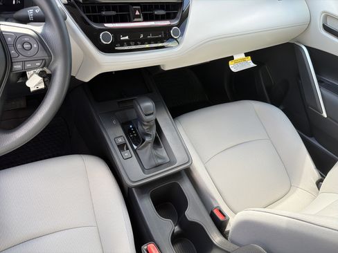 New 2026 Toyota Corolla Cross L image 27