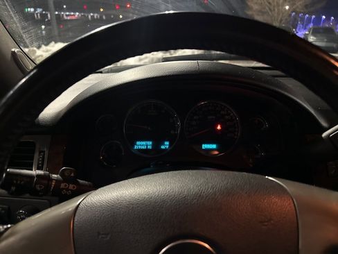 Used 2012 Chevrolet Tahoe LT image 8