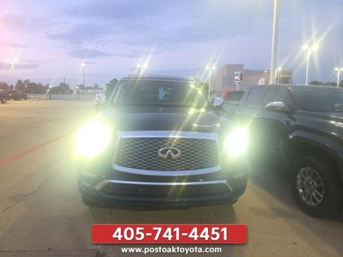 Used 2020 INFINITI QX80 Luxe w/ Sensory Package AWD/4WD image 2