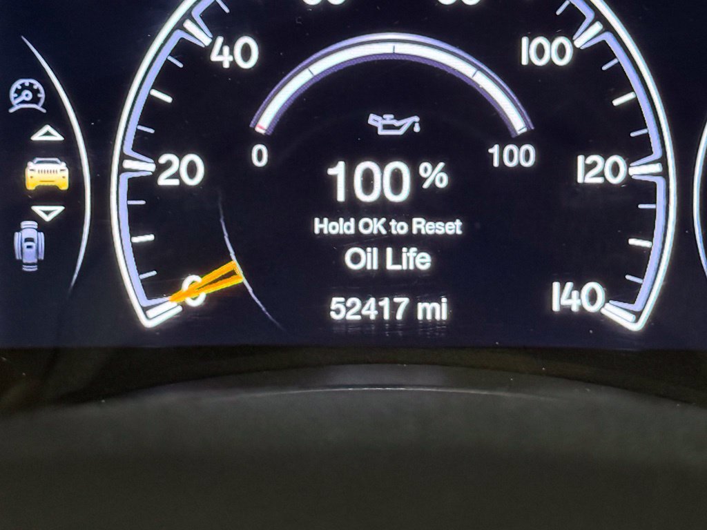 Used 2018 Jeep Grand Cherokee Overland AWD/4WD image 35