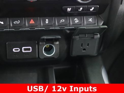 Used 2023 GMC Sierra 2500 AT4 w/ AT4 Premium Plus Package AWD/4WD image 27