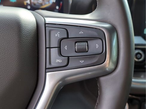 Used 2026 Chevrolet Silverado 2500 LTZ w/ LTZ Convenience Package AWD/4WD image 23