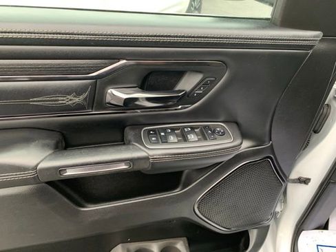 Used 2022 RAM 1500 Limited w/ Body Color Bumper Group image 7