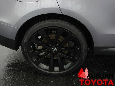 Used 2024 Land Rover Range Rover Sport SE image 4