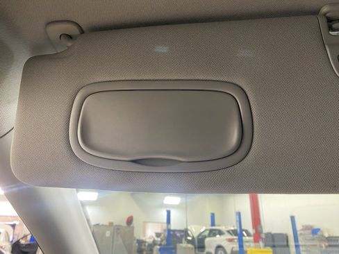 Used 2022 Jeep Compass Trailhawk w/ Trailhawk Convenience Group image 36