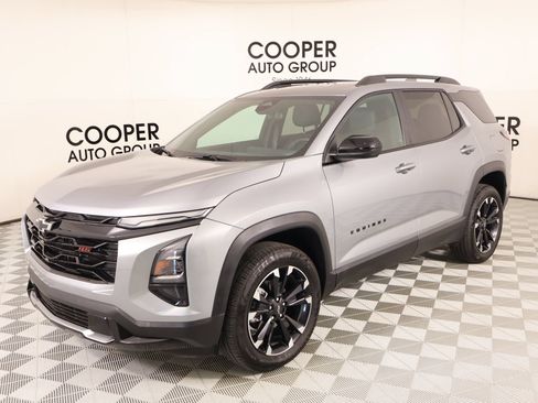 Used 2026 Chevrolet Equinox RS FWD image 11