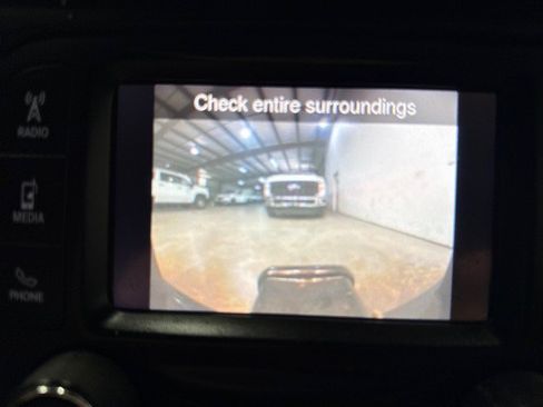 Used 2022 RAM 3500 Tradesman w/ Chrome Appearance Group AWD/4WD image 19