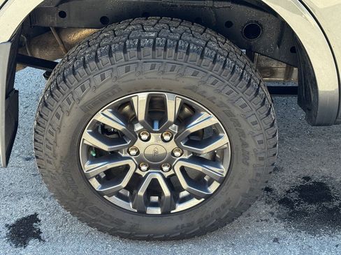 Used 2019 Ford Ranger XLT w/ Equipment Group 302A Luxury AWD/4WD image 46