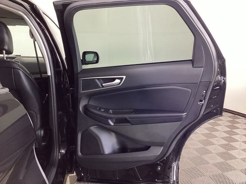 Used 2024 Ford Edge SEL w/ Convenience Package AWD/4WD image 10