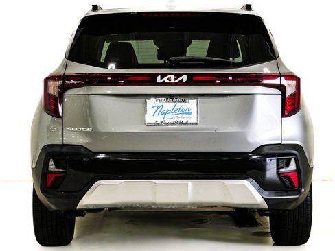 Used 2025 Kia Seltos S FWD image 6