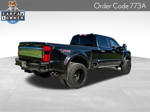 Used 2024 Ford F450 Platinum w/ FX4 Off-Road Package AWD/4WD image 9