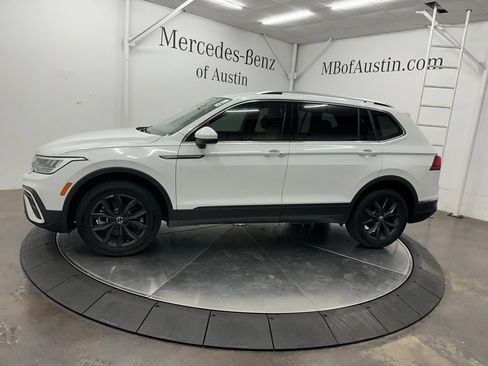 Used 2024 Volkswagen Tiguan SE w/ MDO Package, Two-Row AWD/4WD image 4