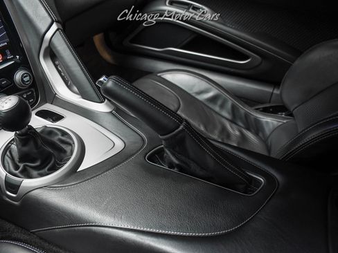 Used 2013 SRT Viper GTS w/ GTS Laguna Interior Pkg image 15
