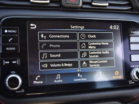 New 2025 Nissan Versa SR image 13