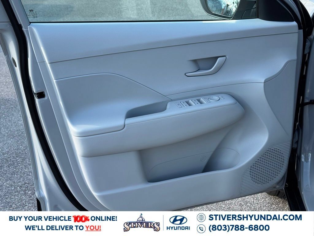 Used 2026 Hyundai Kona SE FWD image 19