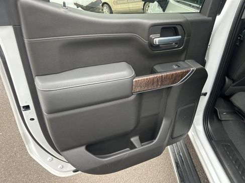Used 2022 GMC Sierra 1500 Denali w/ Denali Premium Package image 19