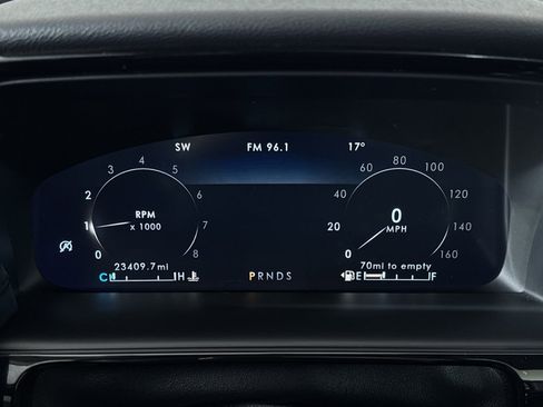 Used 2022 Lincoln Nautilus Reserve w/ Monochromatic Package image 11