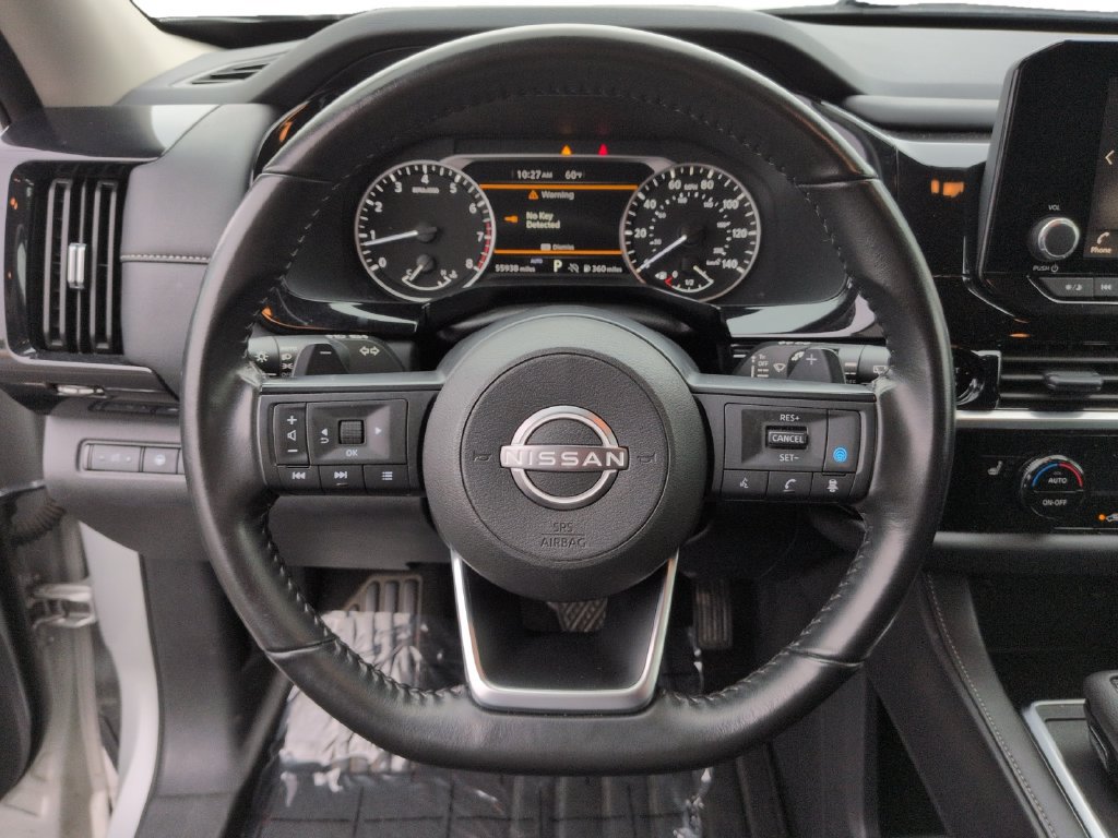 Used 2025 Nissan Pathfinder SV AWD/4WD image 12