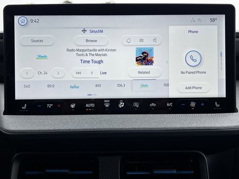 New 2025 Ford Maverick XLT w/ XLT Luxury Package image 26