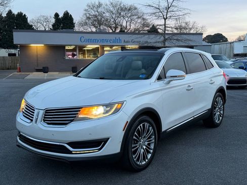 Used 2016 Lincoln MKX Reserve w/ Technology Package FWD image 8