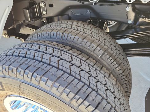 New 2026 GMC Sierra 3500 SLE image 17