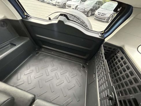 Used 2011 Toyota FJ Cruiser 4WD image 12