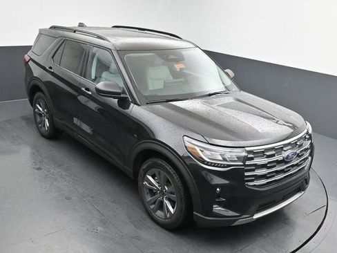 New 2026 Ford Explorer Active w/ Active Comfort Package image 14