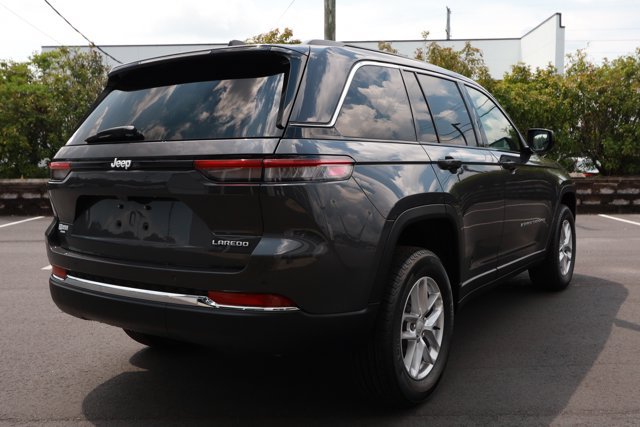 New 2026 Jeep Grand Cherokee Laredo RWD image 5