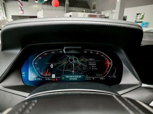 Used 2022 BMW X7 xDrive40i w/ Premium Package image 40