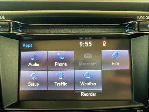 Used 2018 Toyota RAV4 XLE w/ Plus Extra Value Package AWD/4WD image 21