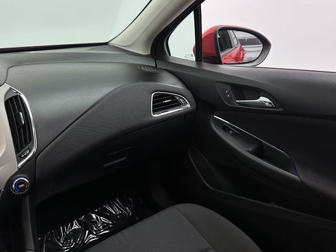 Used 2017 Chevrolet Cruze LS FWD image 25