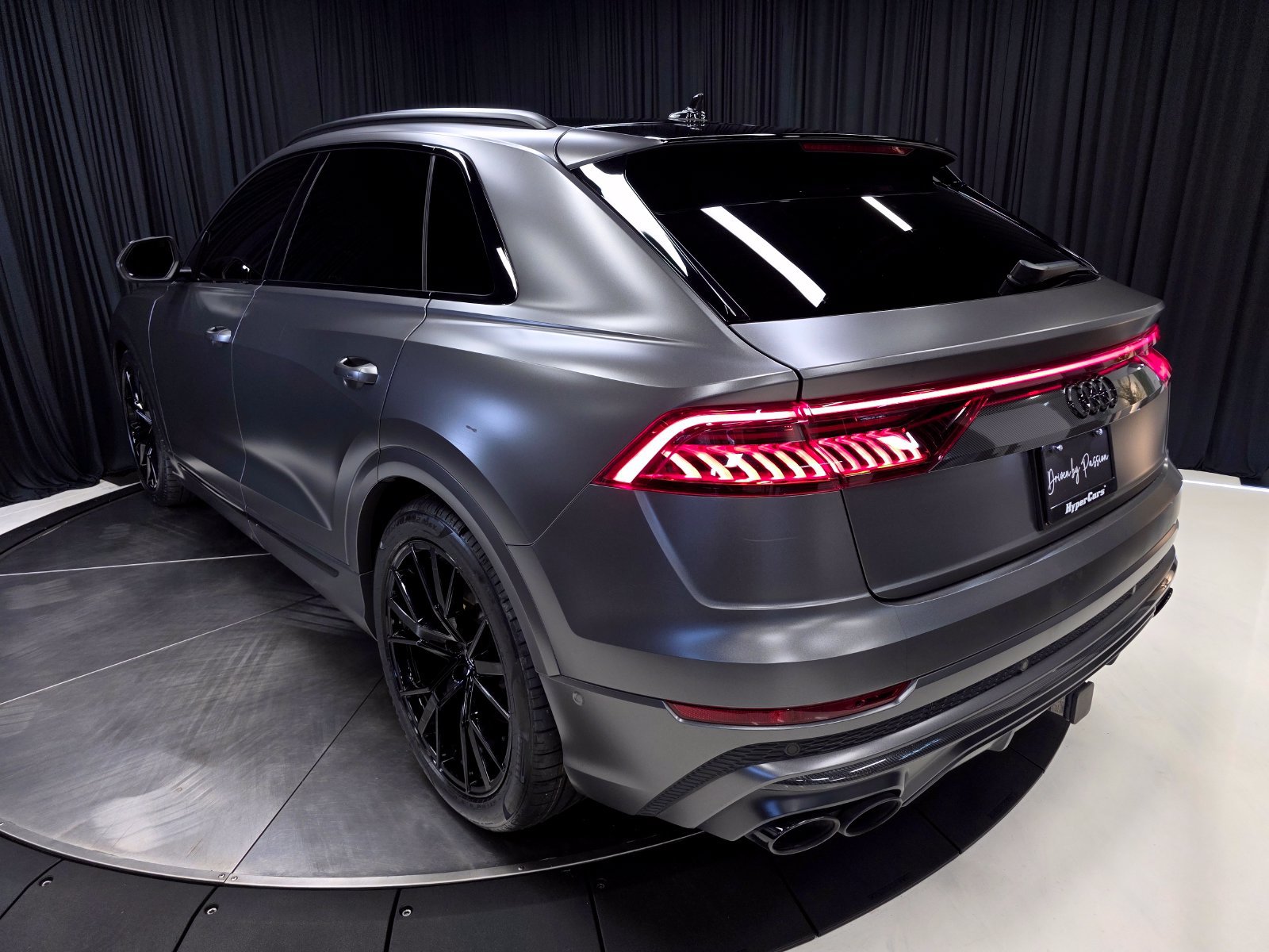 Used 2020 Audi SQ8 Prestige w/ Prestige Package AWD/4WD image 5