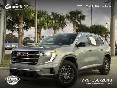 Used 2025 GMC Acadia Elevation image 1