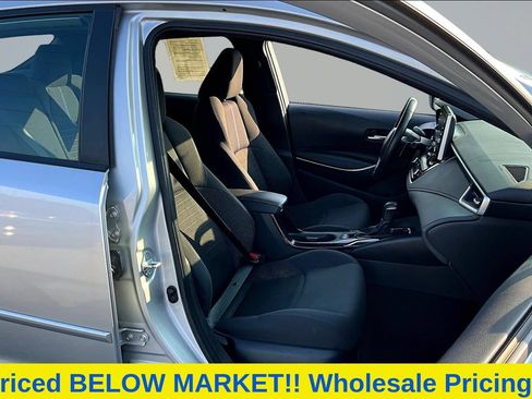 Used 2021 Toyota Corolla SE w/ SE Premium Package FWD image 28