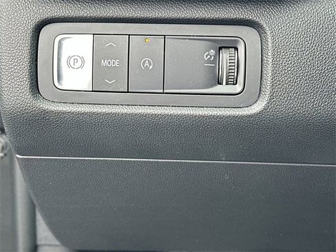 Certified 2025 GMC Acadia Elevation image 18