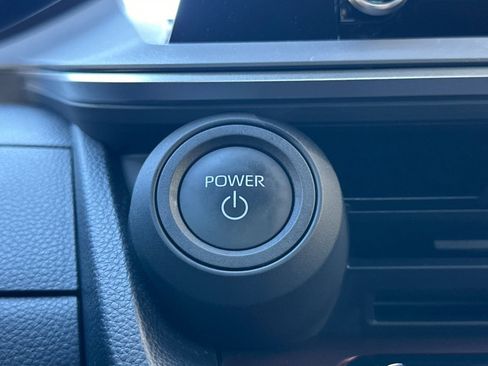 Used 2024 Toyota Prius Prime SE image 22