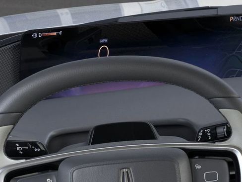 New 2025 Lincoln Navigator L Reserve image 13