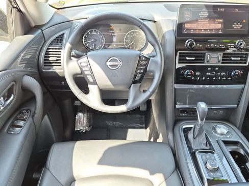 Used 2024 Nissan Armada SV w/ Cargo Package AWD/4WD image 9