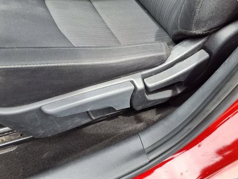 Used 2024 Nissan Sentra SV FWD image 21