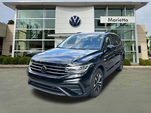 Used 2024 Volkswagen Tiguan S image 1