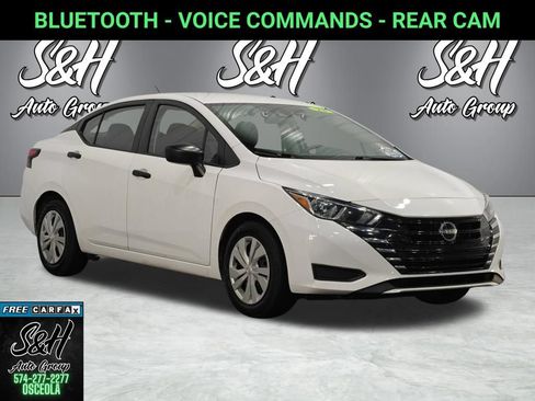 Used 2023 Nissan Versa S FWD image 1