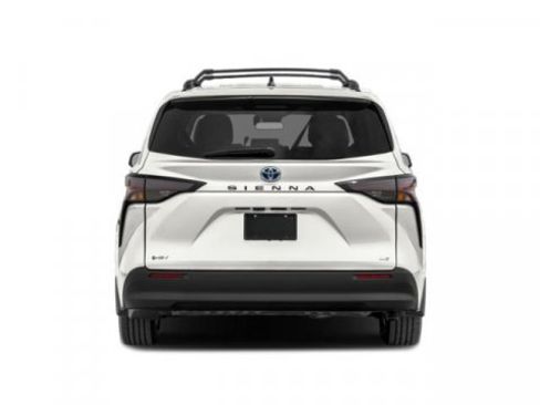 New 2026 Toyota Sienna LE FWD image 8