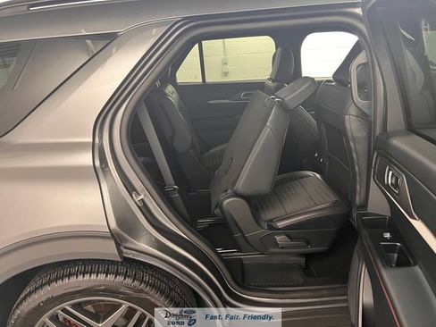 Used 2025 Ford Explorer ST-Line w/ Premium Package RWD image 36