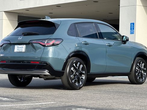 New 2026 Honda HR-V EX-L image 4