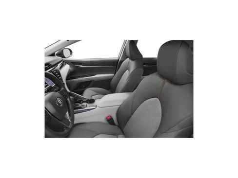 Used 2018 Toyota Camry LE FWD image 25